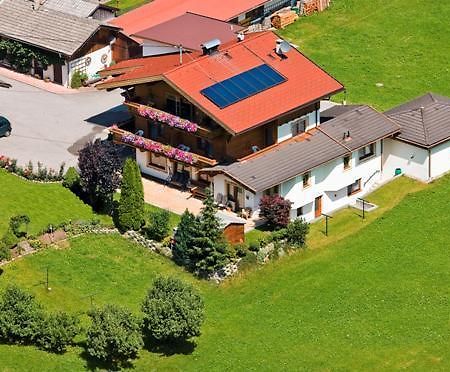 Pension Klampferer Neustift im Stubaital Bagian luar foto