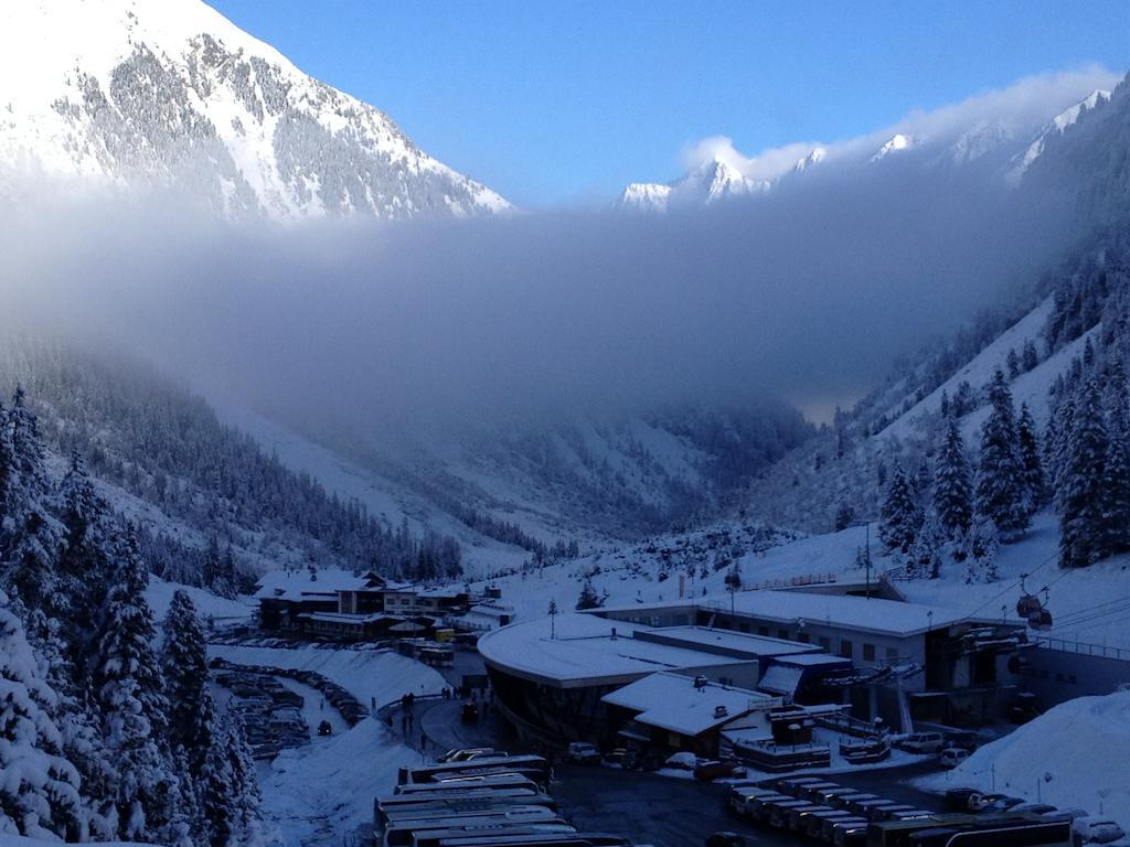 Pension Klampferer Neustift im Stubaital Ruang foto