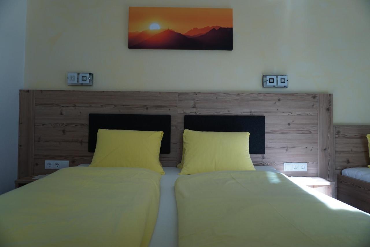 Pension Klampferer Neustift im Stubaital Bagian luar foto