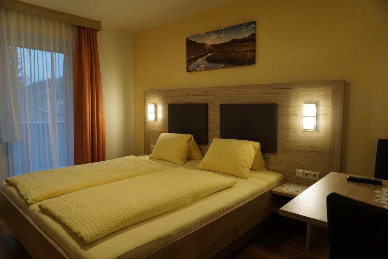 Pension Klampferer Neustift im Stubaital Bagian luar foto